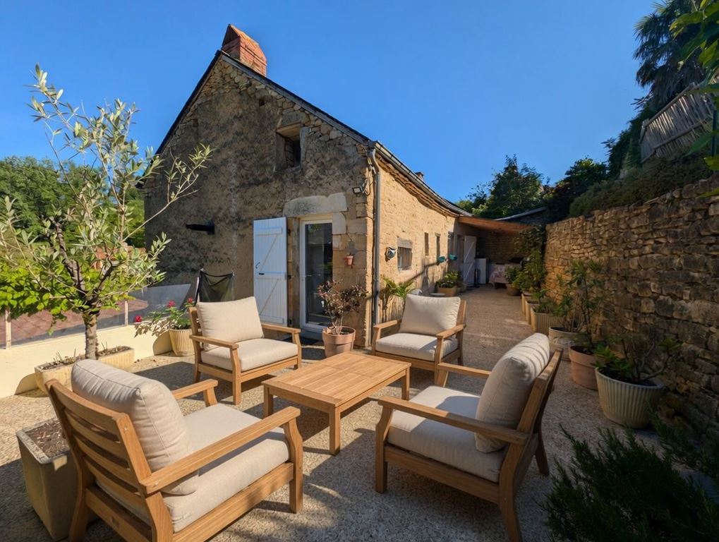 Maison en pierre SALIGNAC EYVIGNES (24590) AGENT EXCLUSIF.COM