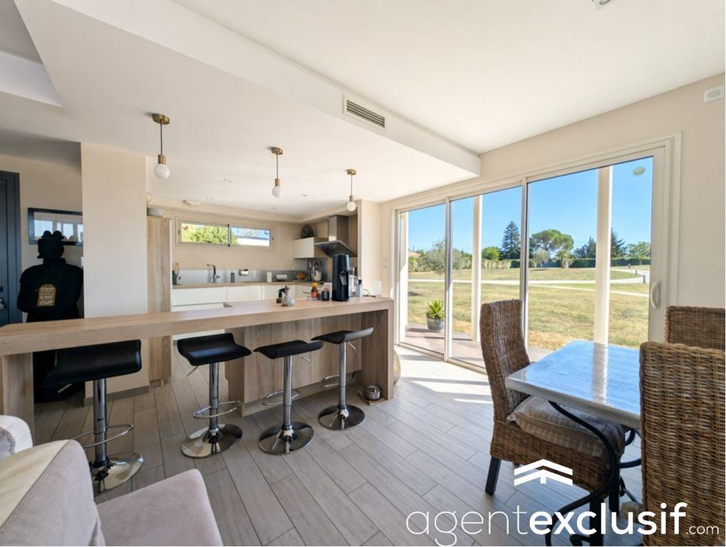 Maison d'architecte SALIGNAC EYVIGNES (24590) AGENT EXCLUSIF.COM